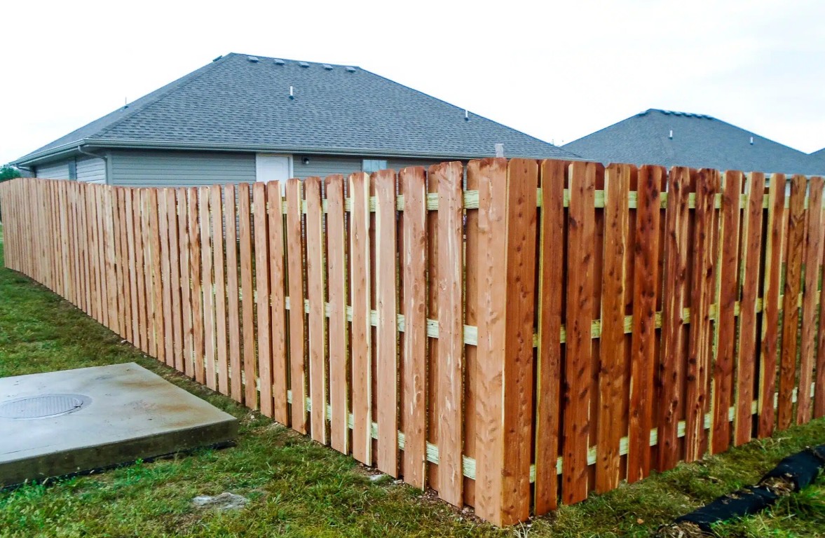 Fence repair and replacement services in Germantown, MD